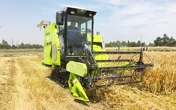 多種作物収穫機 コンバインハーベスター 米麦穀物 農業機械  - Farming Agriculture Video のレビューと価格